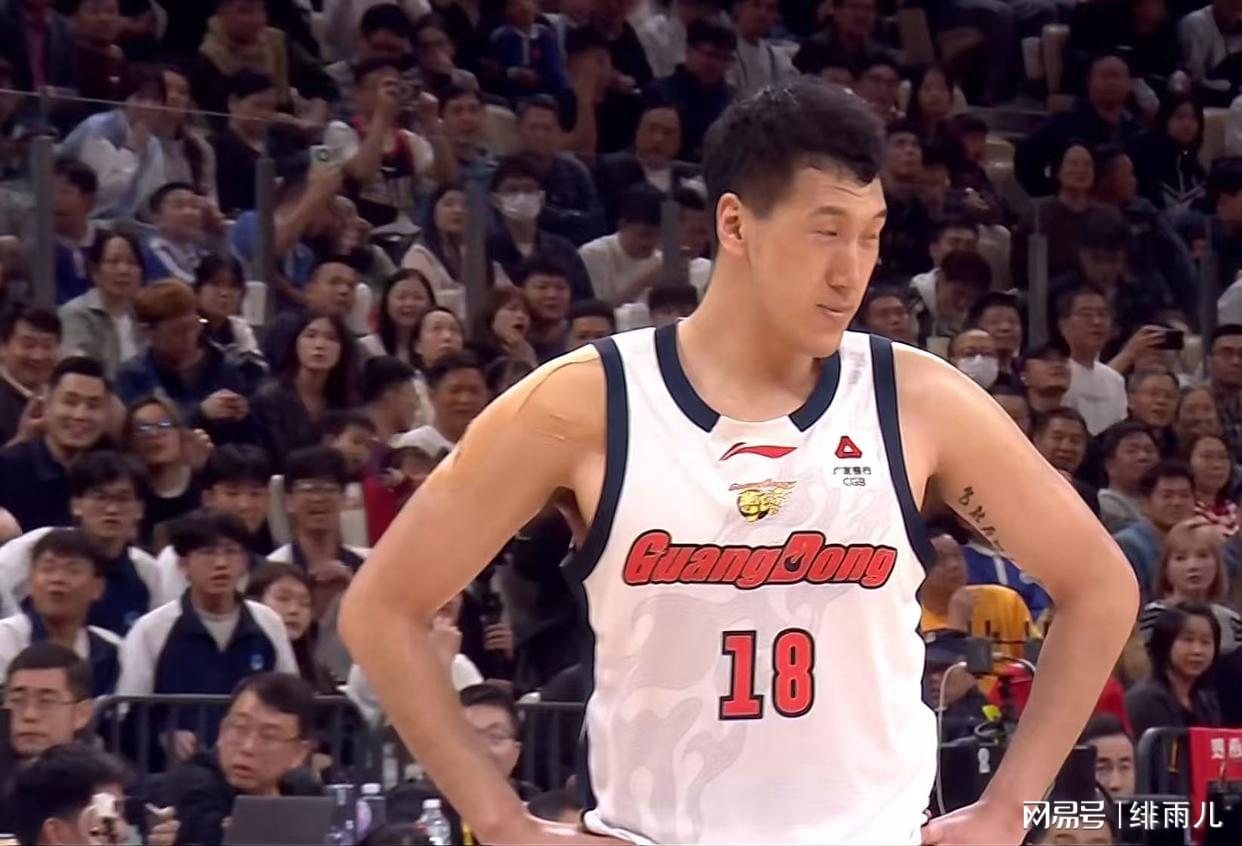 尼克斯夺冠装备销售额创全体育史纪录 前12小时订单超老鹰超级碗峰值