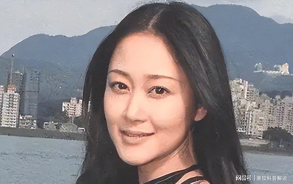 活塞步行者争夺特雷·墨菲三世