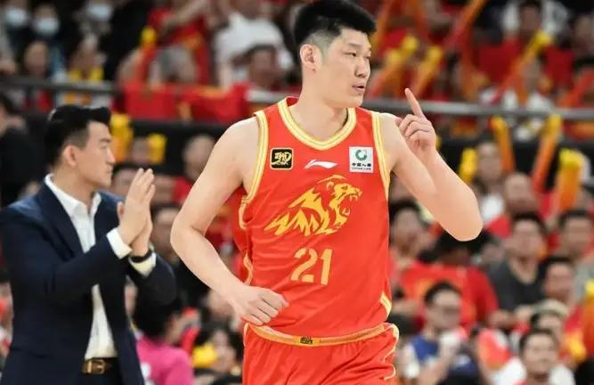 美记:只要詹姆斯确定下家,布朗尼也会被交易或者裁员