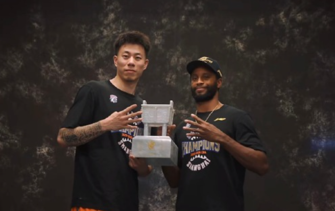 领先16分第4次被逆转，马刺1