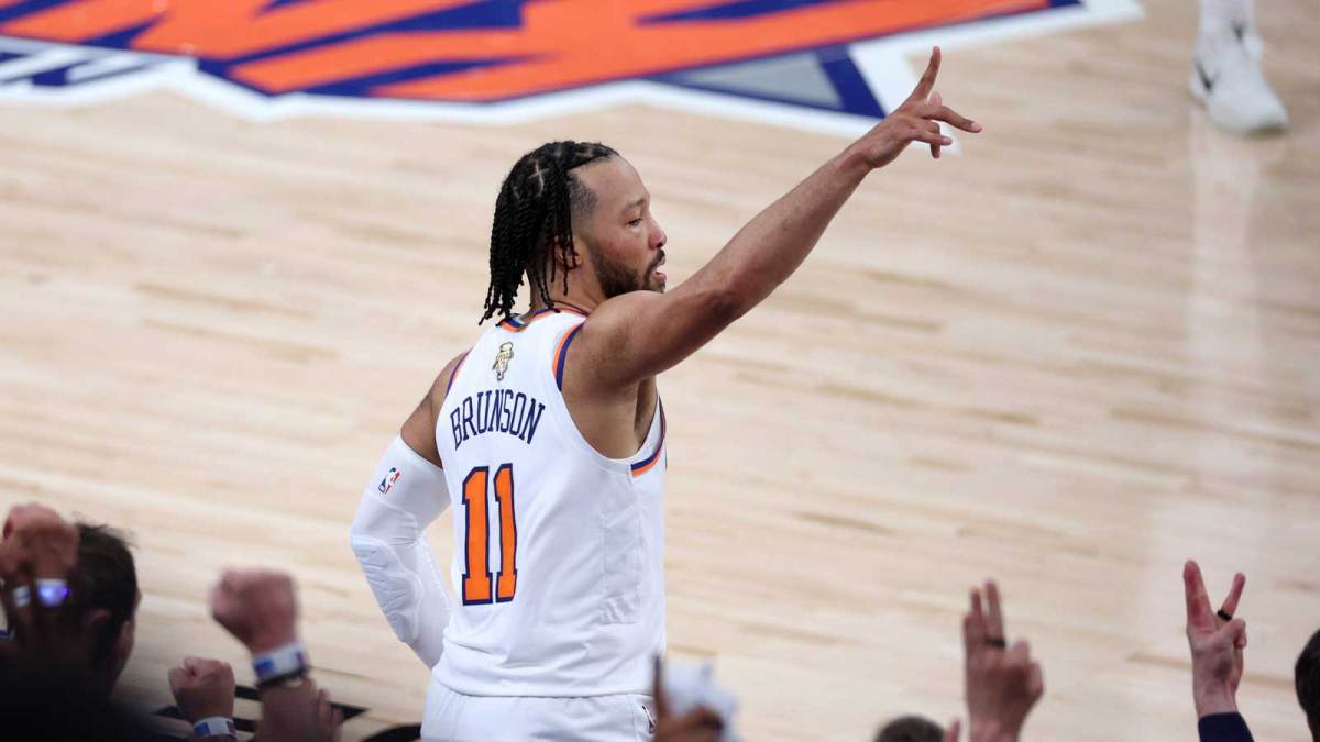 NBA球员齐聚青训营:朗多传授球商,欧文膝伤后首秀状态良好