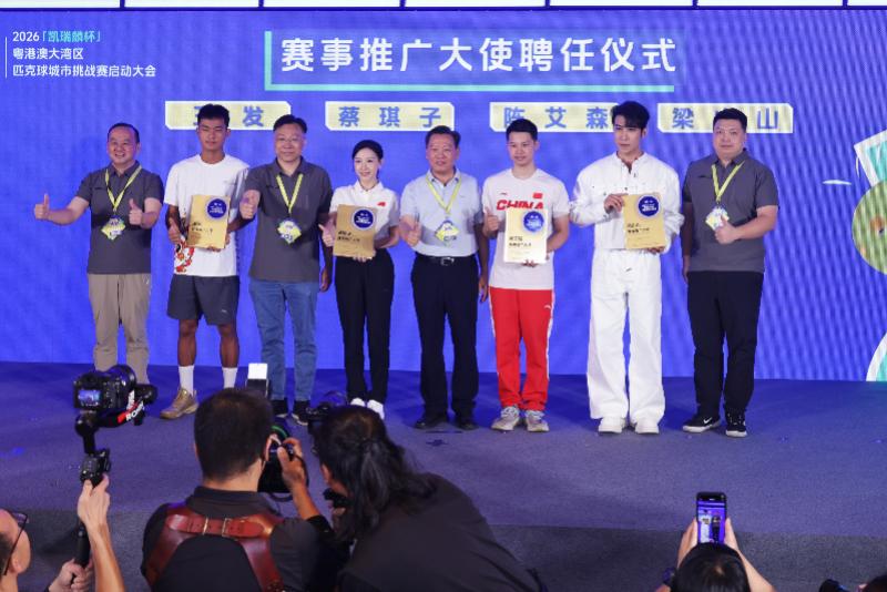 沙梅特：赛季漫长而煎熬 夺冠是无与伦比的体验