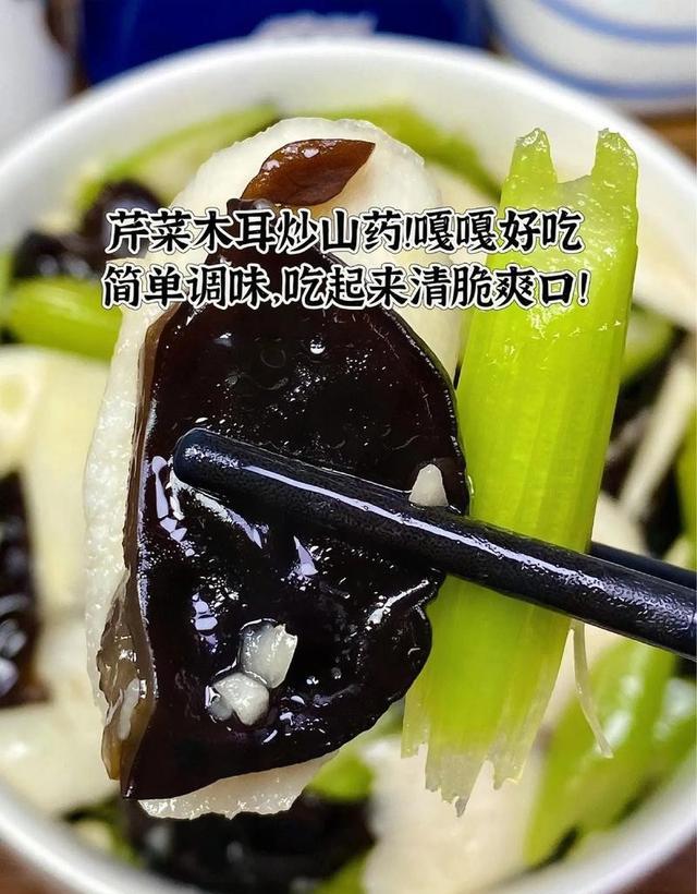 邓超带等等现场见证,尼克斯落后16分大翻盘,布伦森狂砍45分夺冠
