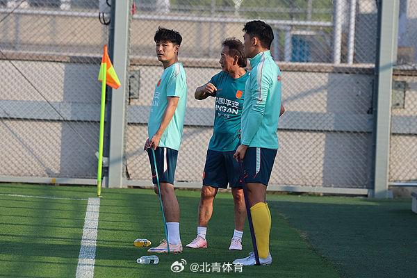 罗马诺：吕迪格已与皇马续约至2027年，预计24小时内官宣