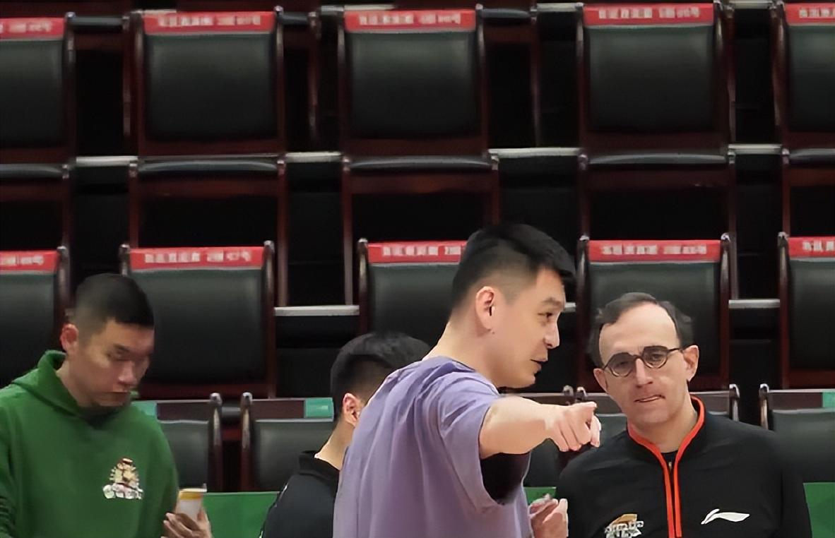 叹息之墙，佛得角门将沃齐尼亚全场7次扑救，扑出6次禁区内射门